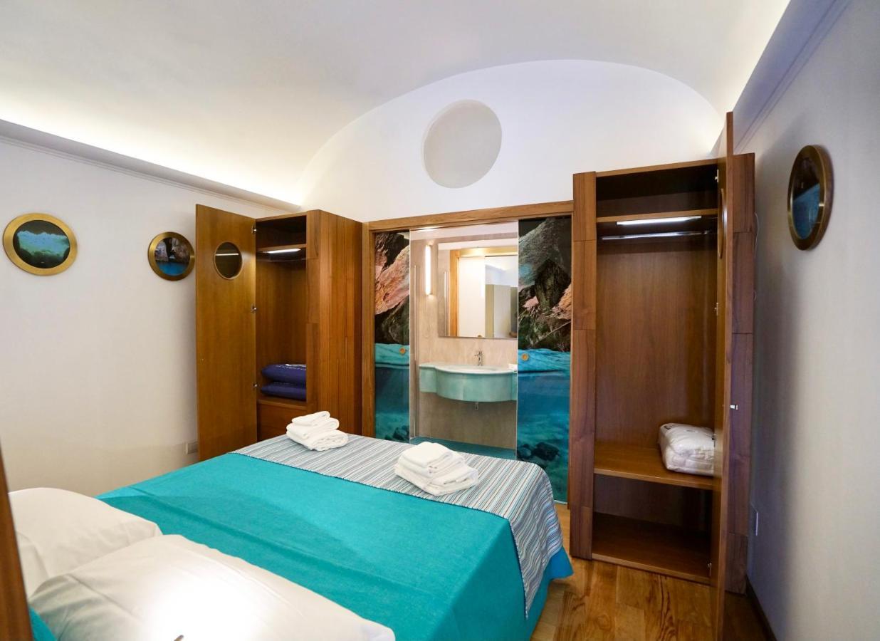 Grotta Verde Luxury Suite By Caprirooms Eksteriør billede